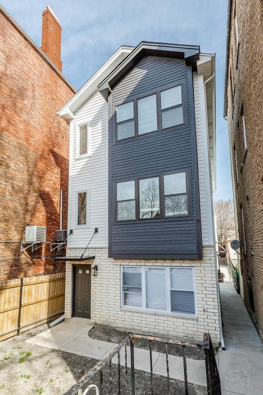 Building Photo - 2650 W 21st Plz