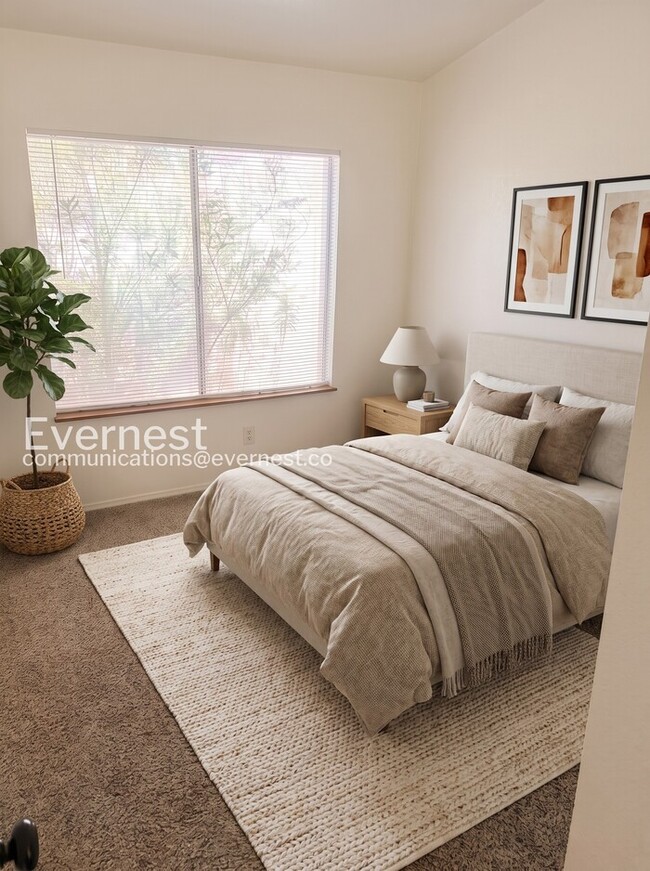 Building Photo - 9820 N Sun Vista Pl