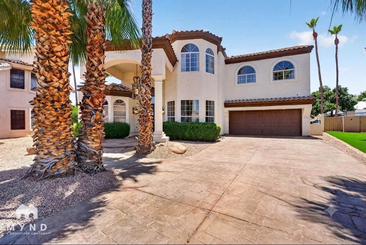Building Photo - 1401 W Sandpiper Dr