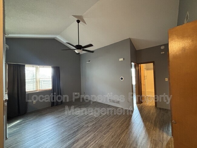 Foto del edificio - 3822 Westland Pl