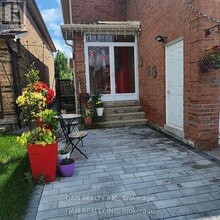 Building Photo - 58 Ebby Ave