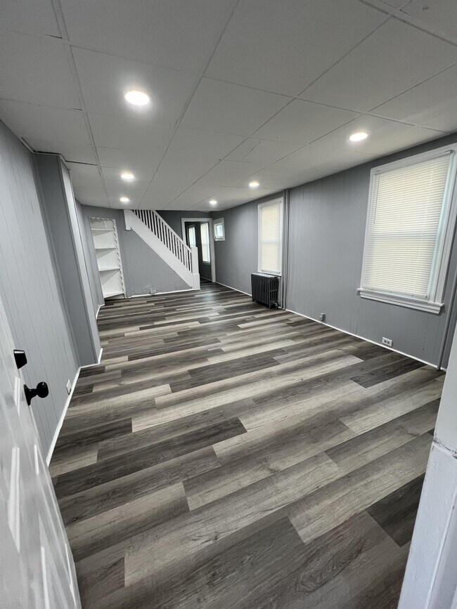 Building Photo - 85 Chestnut St