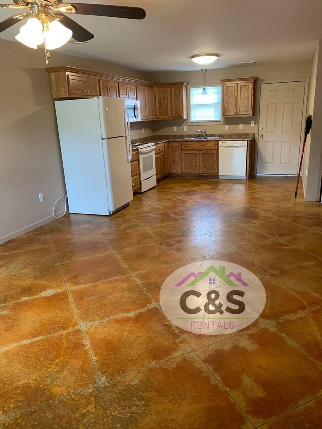 Foto del edificio - 2161 Smothers Rd