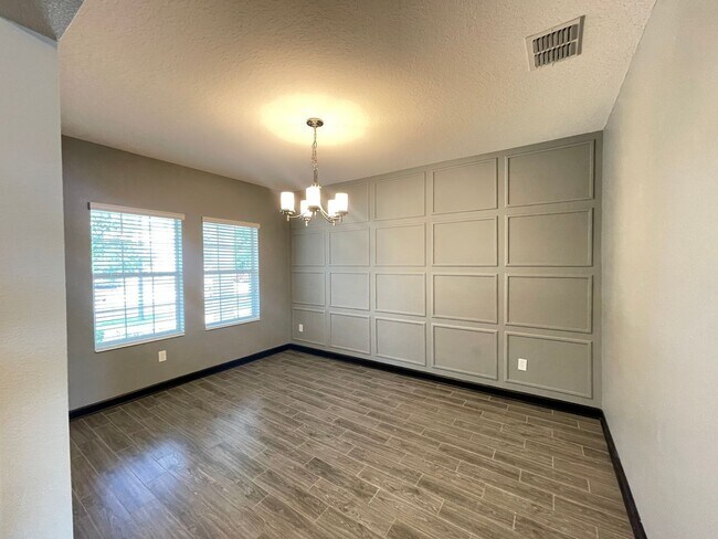 Foto del edificio - 10881 Longleaf Woods Dr