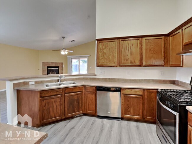 Foto del edificio - 9670 E Mt Baldy Way