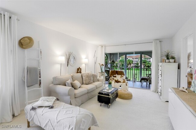 Foto del edificio - 1056 Forest Lakes Dr