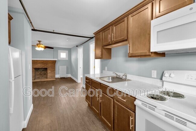 Foto del edificio - 618 Elmwood Ave