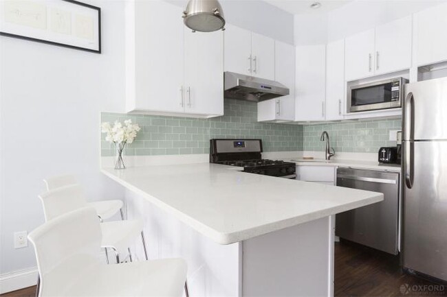 Foto del edificio - 2 bedroom in BROOKLYN NY 11215