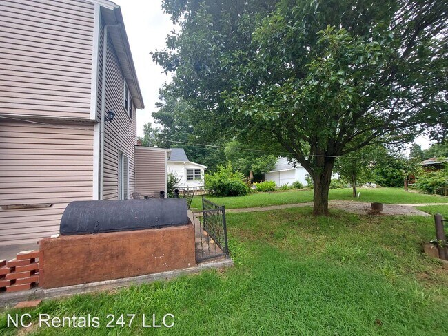 Building Photo - 5 br, 2 bath House - 2907 Bon Air Ave
