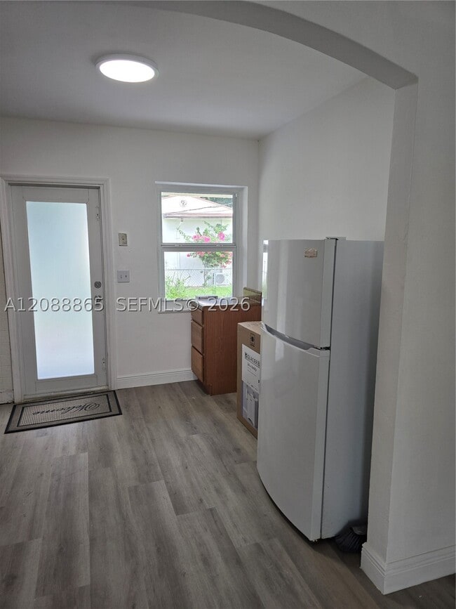 Foto del edificio - 2137 SW 59th Ave