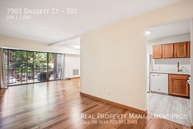 Foto del edificio - 7903 Dassett Ct
