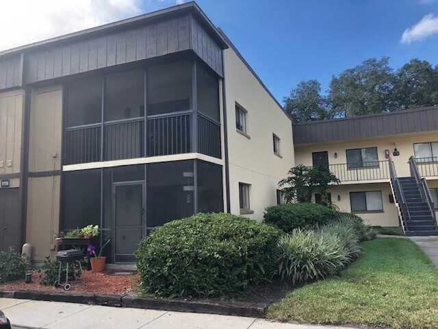 Primary Photo - Beautiful Condo Near USF (Raintree)