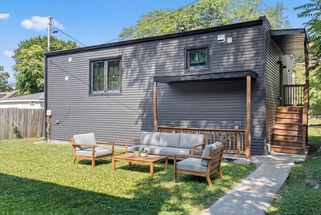 Foto del edificio - 2307 Lake St