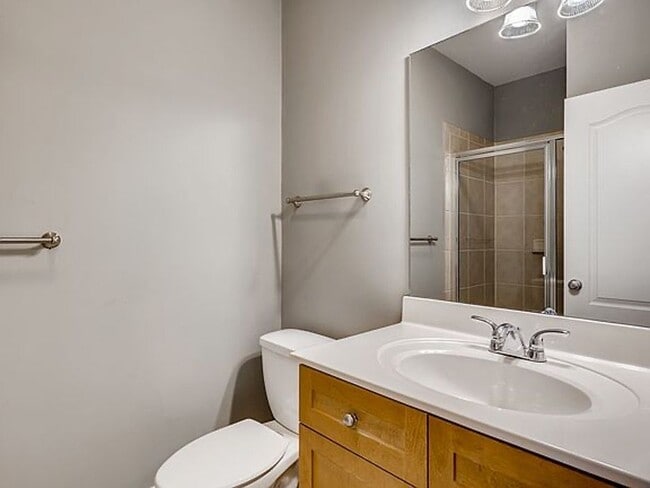 Foto del edificio - 1693 Mosaic Way