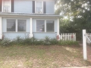 Building Photo - 1601 12th Ave W