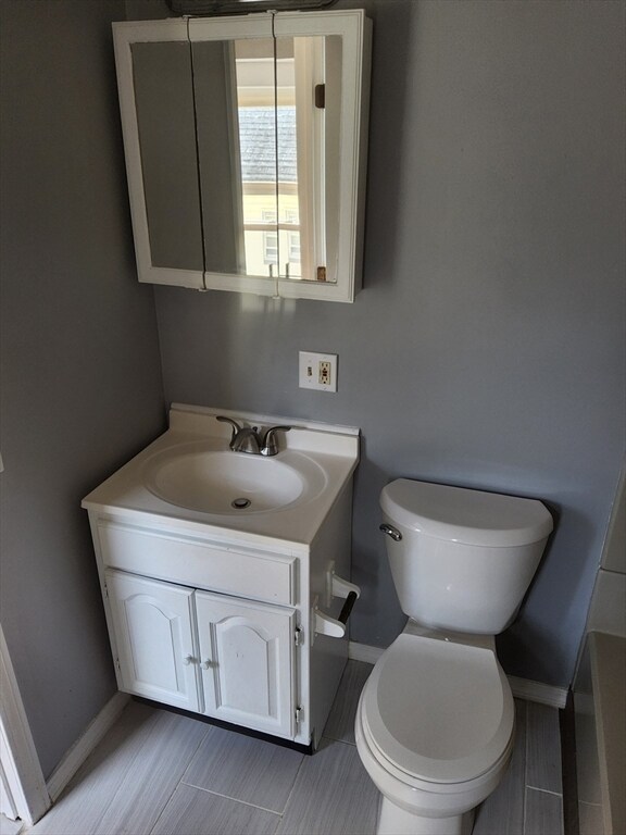 Building Photo - 112 Seabury St