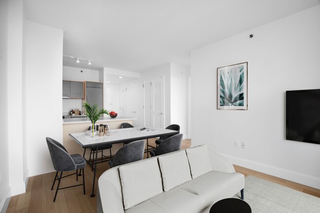 Foto del edificio - 10 City Point