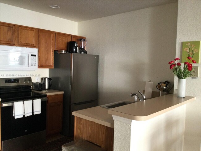 Foto del edificio - 4601 Yellowgold Rd W