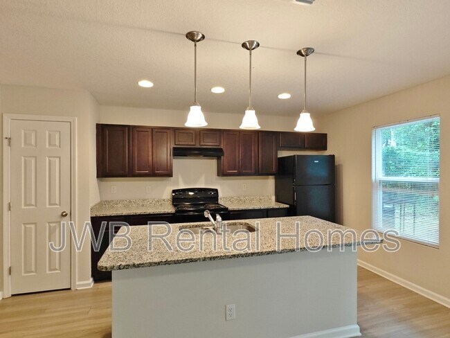 Foto del edificio - 8740 Buttercup St