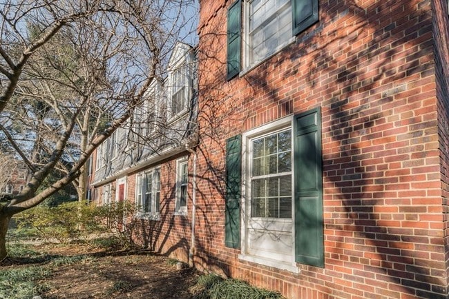 Building Photo - 2007 Key Blvd