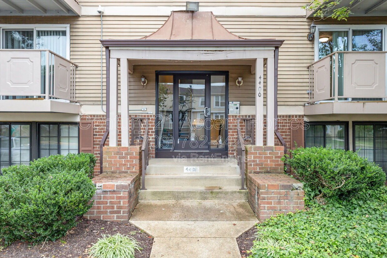 Photo - 4400 Groombridge Way