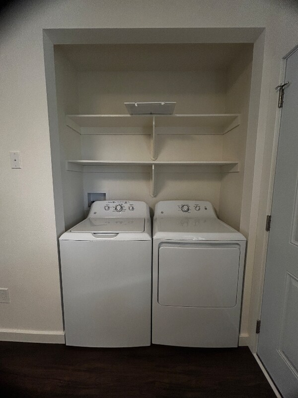 Foto del edificio - 3184 N Corrine Dr