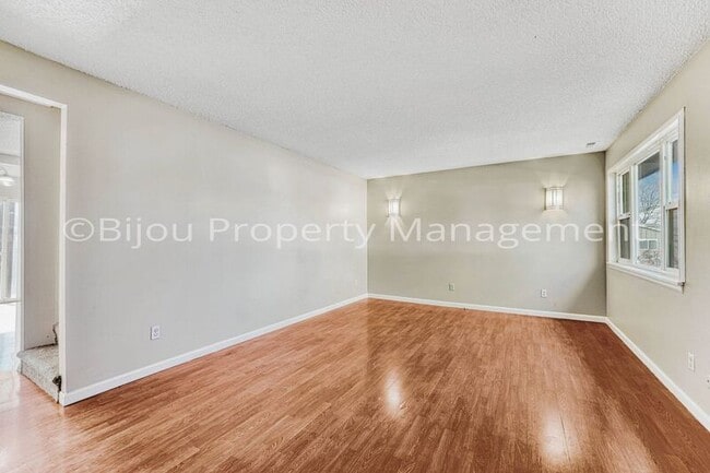 Building Photo - 4232 Gills Mill Ct