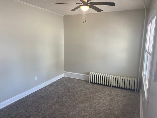 Living room - 125 S 9th St