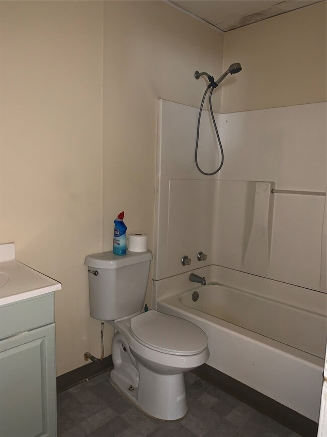 Foto del edificio - 2217 Leaman Ave