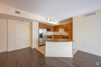 Building Photo - 510 NW 84th Ave