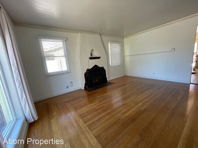Foto del edificio - 2 br, 1 bath House - 1560 Shortridge Ave.,...