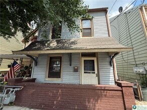 Building Photo - 735 N Front St