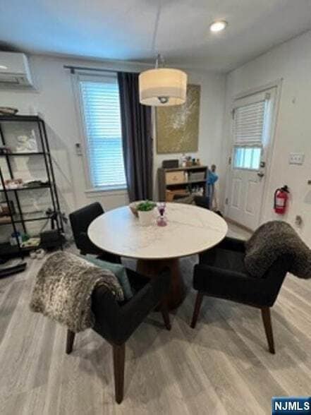 Foto del edificio - 454 Undercliff Ave