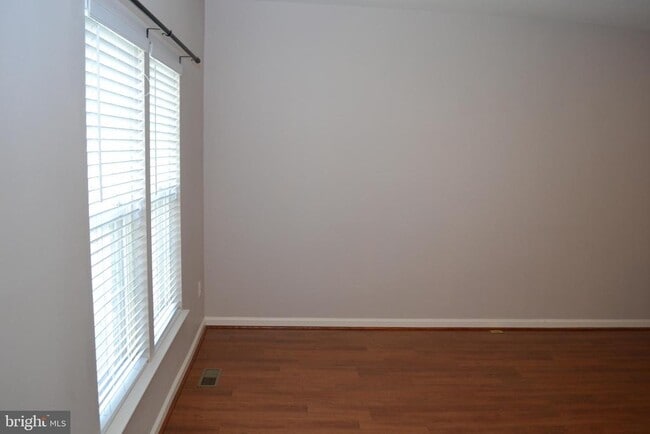 Foto del edificio - 1725 Emory St