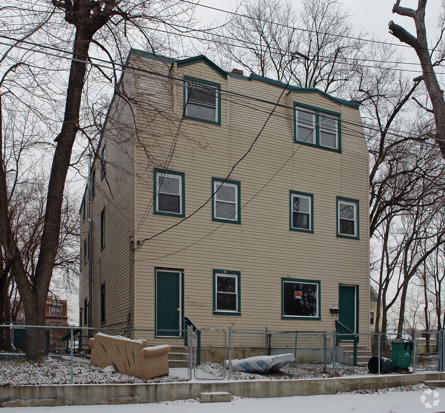 Primary Photo - 2957-2959 Massachusetts Ave