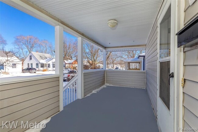 Building Photo - 2116 Garfield St