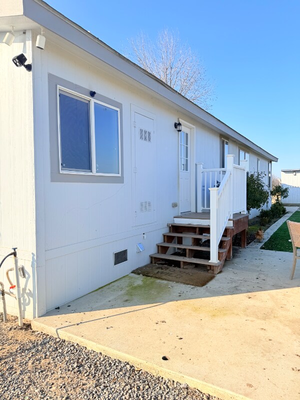 Building Photo - 14621 16th Ave