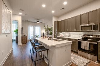 Interior Photo - Southerly LoSo