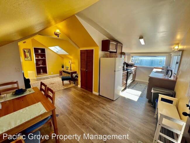 Building Photo - 4 br, 3 bath House - 518 Congress Avenue