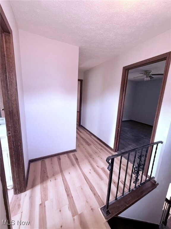 Building Photo - 6686 Hythe St NW