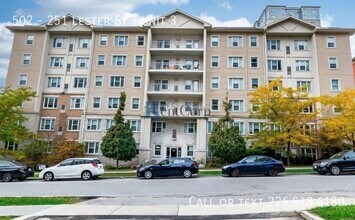 Building Photo - 251-251 Lester St