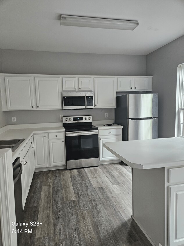 Photo - 105 Ruby Walk Dr (Morrisville, NC)