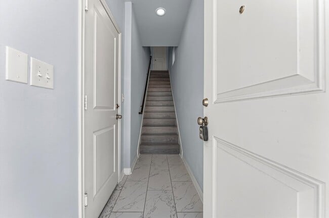 Foto del edificio - 18841 Elegance Ave