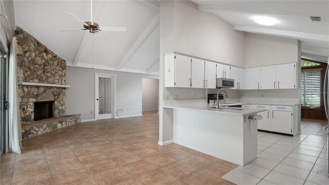 Foto del edificio - 6512 St Partin Pl