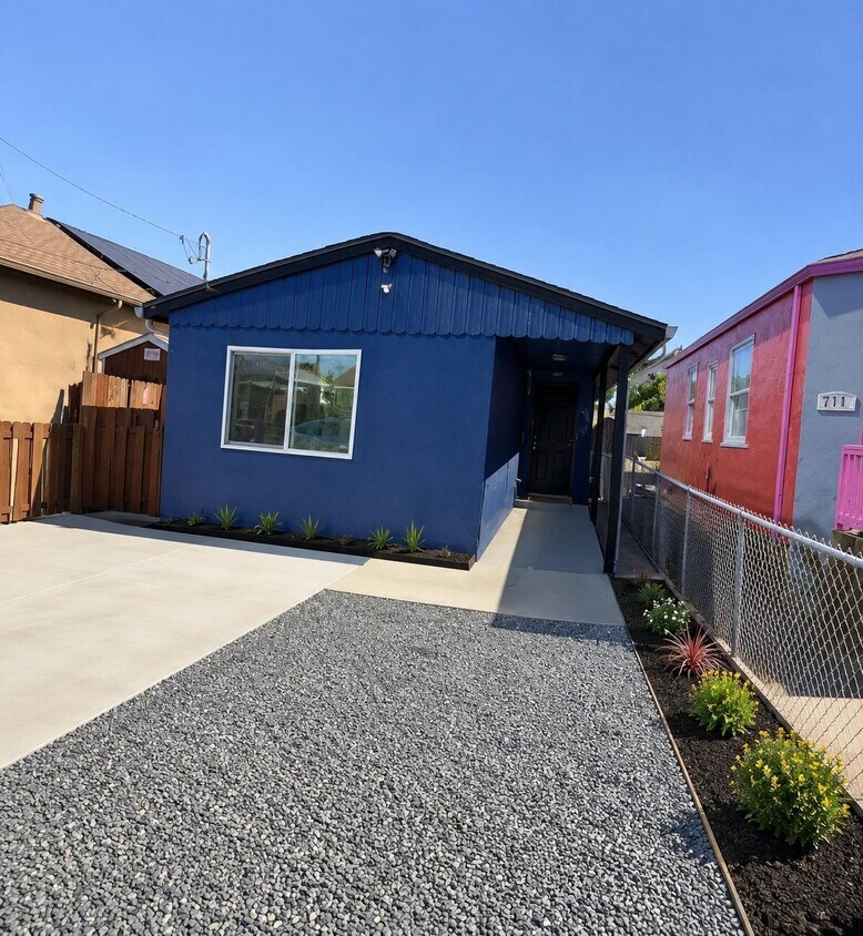 Photo - 2122   Florida Ave