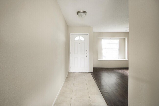 Foto del edificio - 6019 Spellman Rd