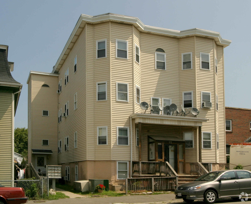 Building Photo - 41 Elliott St