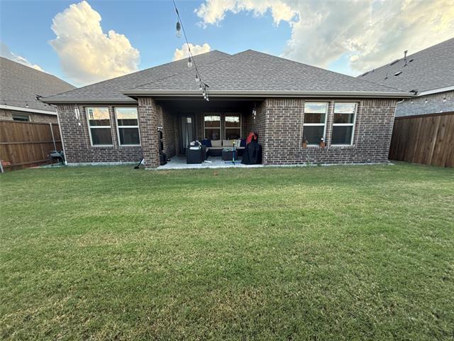 Foto del edificio - 728 Shirley Xing