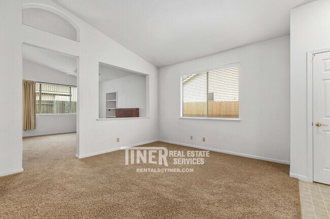 Foto del edificio - 1141 Newmark Way