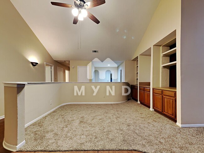 Building Photo - 3430 Deer Valley Dr
